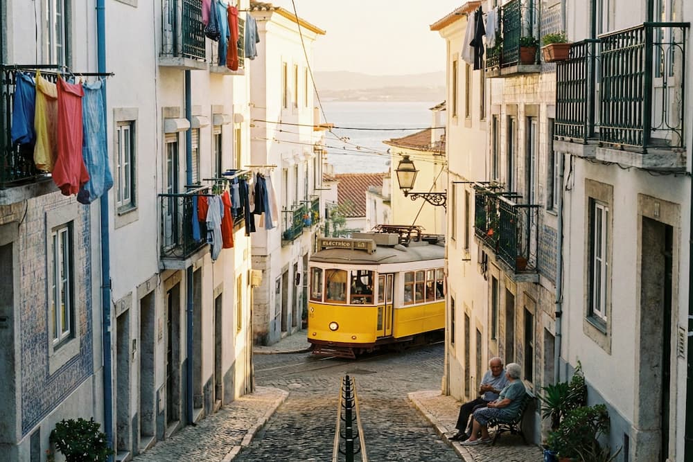 One Week in Lisbon: Scenic Viewpoints, Coastal Day Trips, and Historic Charm